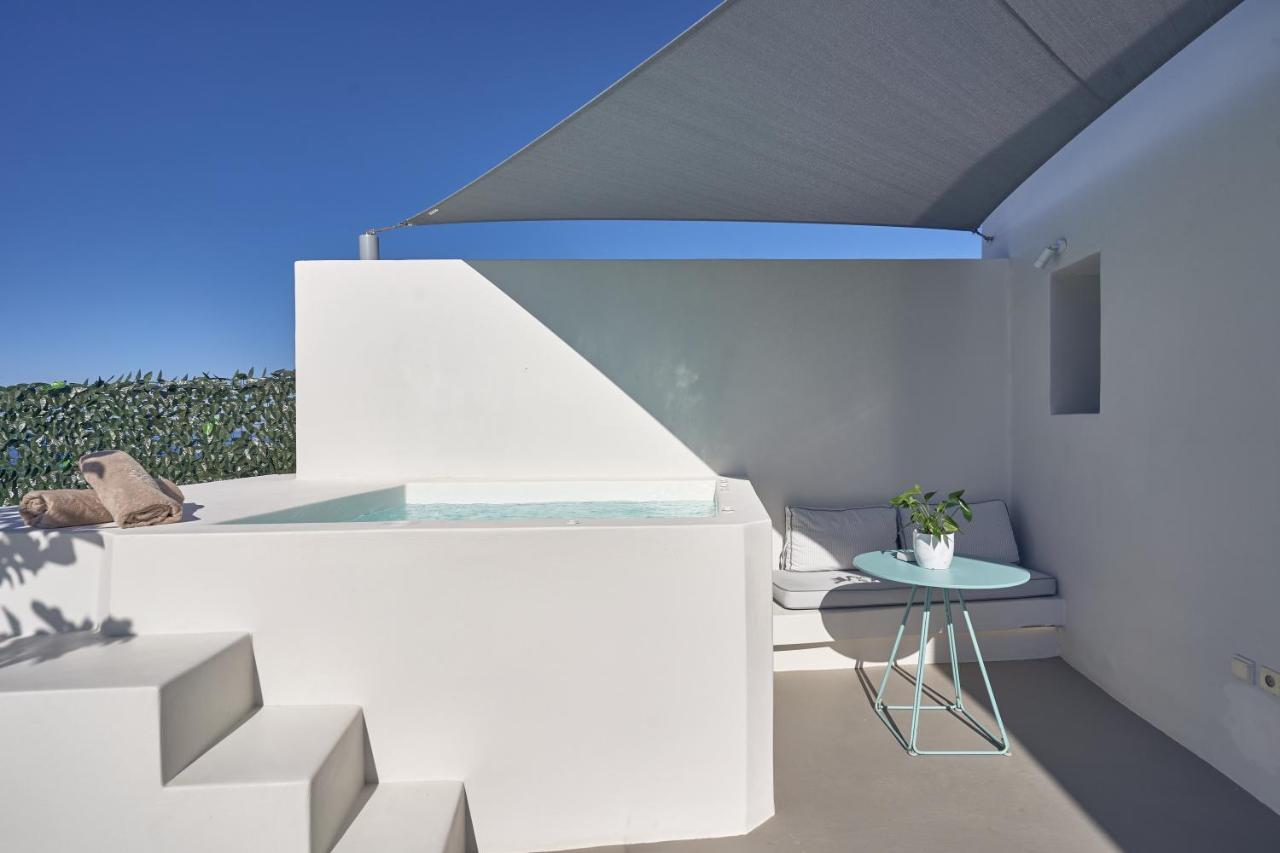 Nova Luxury 3* Pýrgos